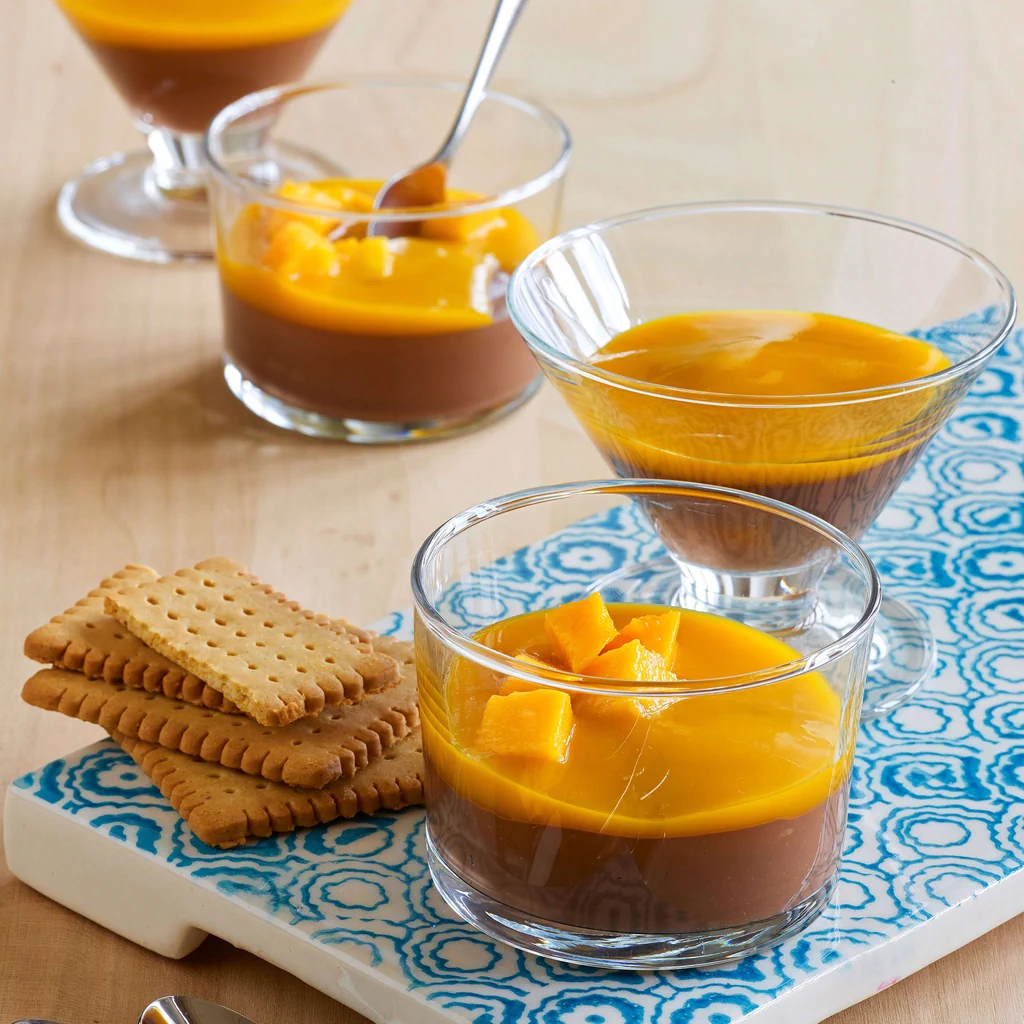 Crema al cioccolato con salsa di mango