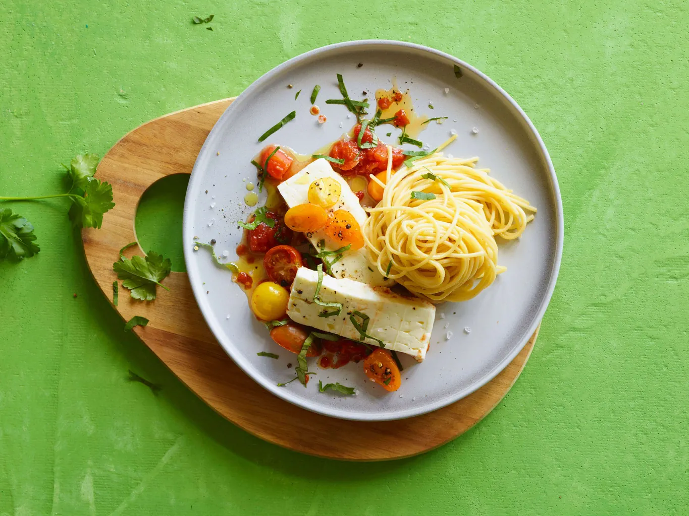 Pâtes avec feta et tomates