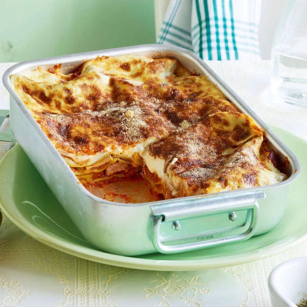 Lasagne mit Pilzen und Wurst