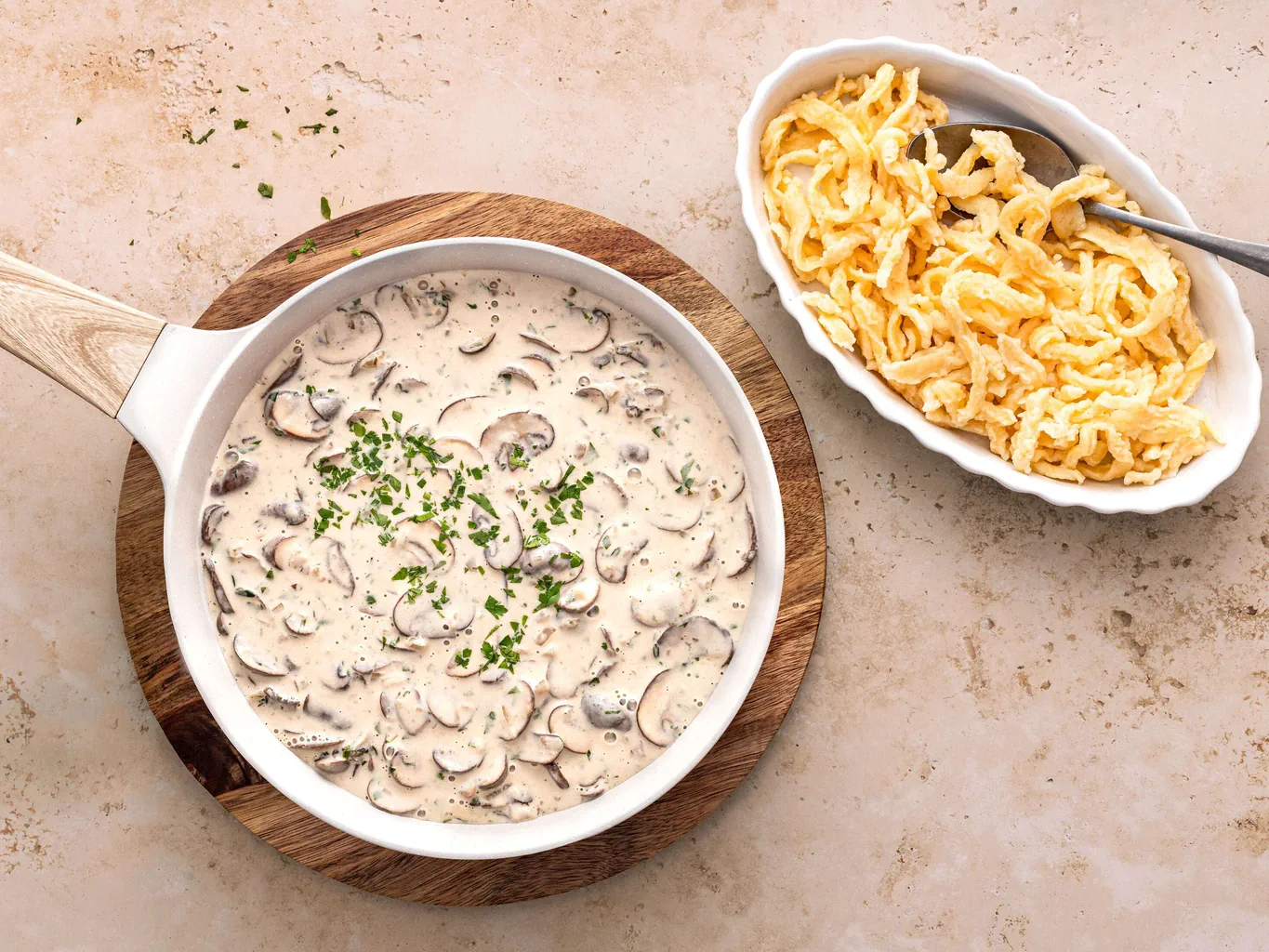 Spätzli mit Pilzrahmsauce