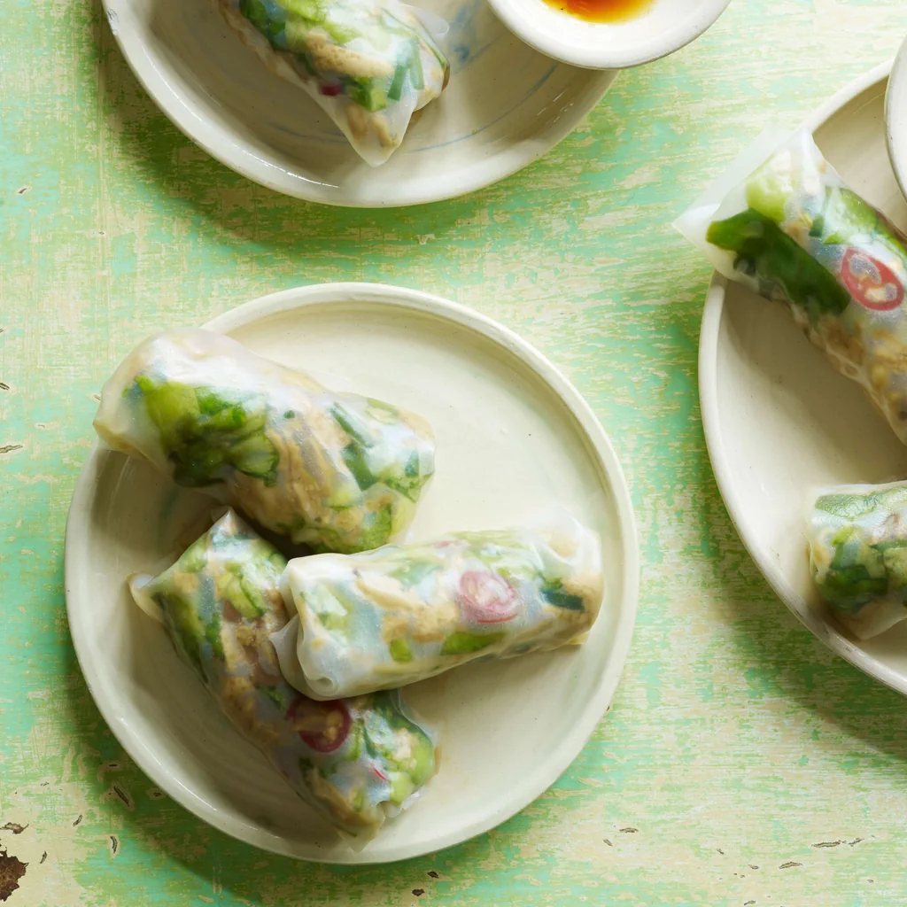 Rouleaux d’été farcis au tofu et laitue pommée
