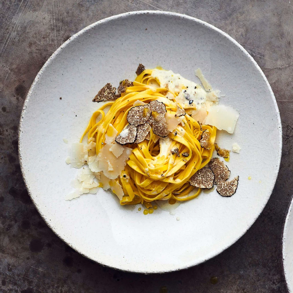 Pasta al tartufo nero