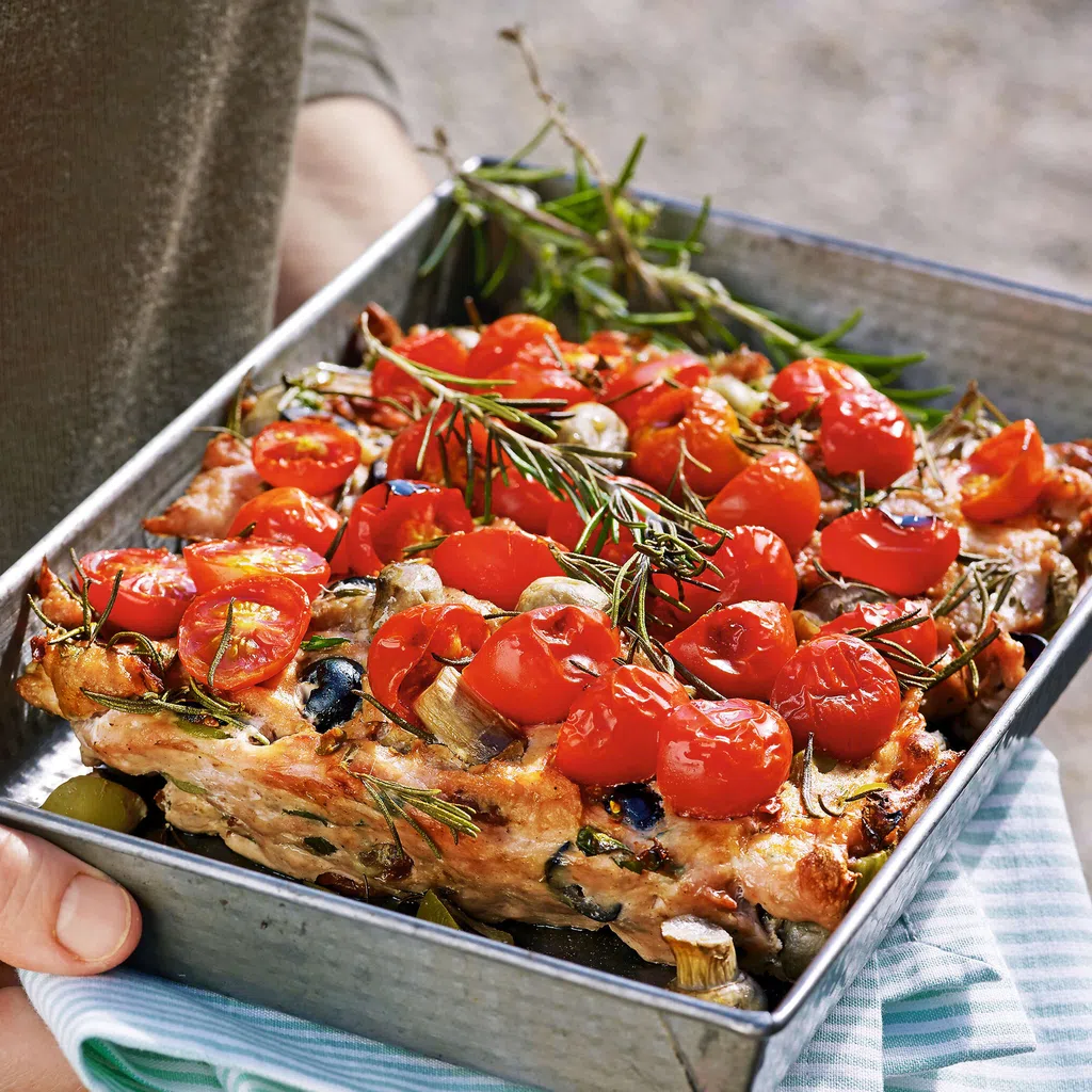 Cake à la viande et aux tomates