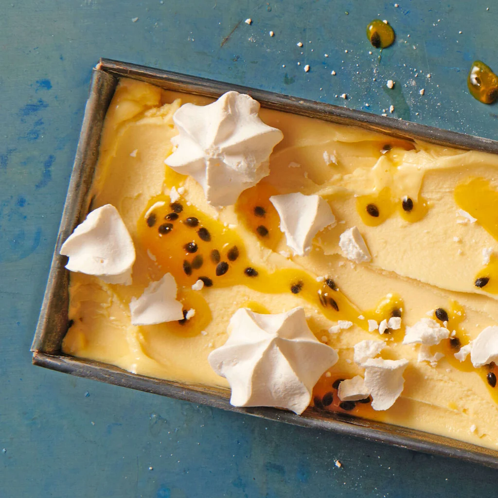 Passionsfruchtsorbet mit Meringue