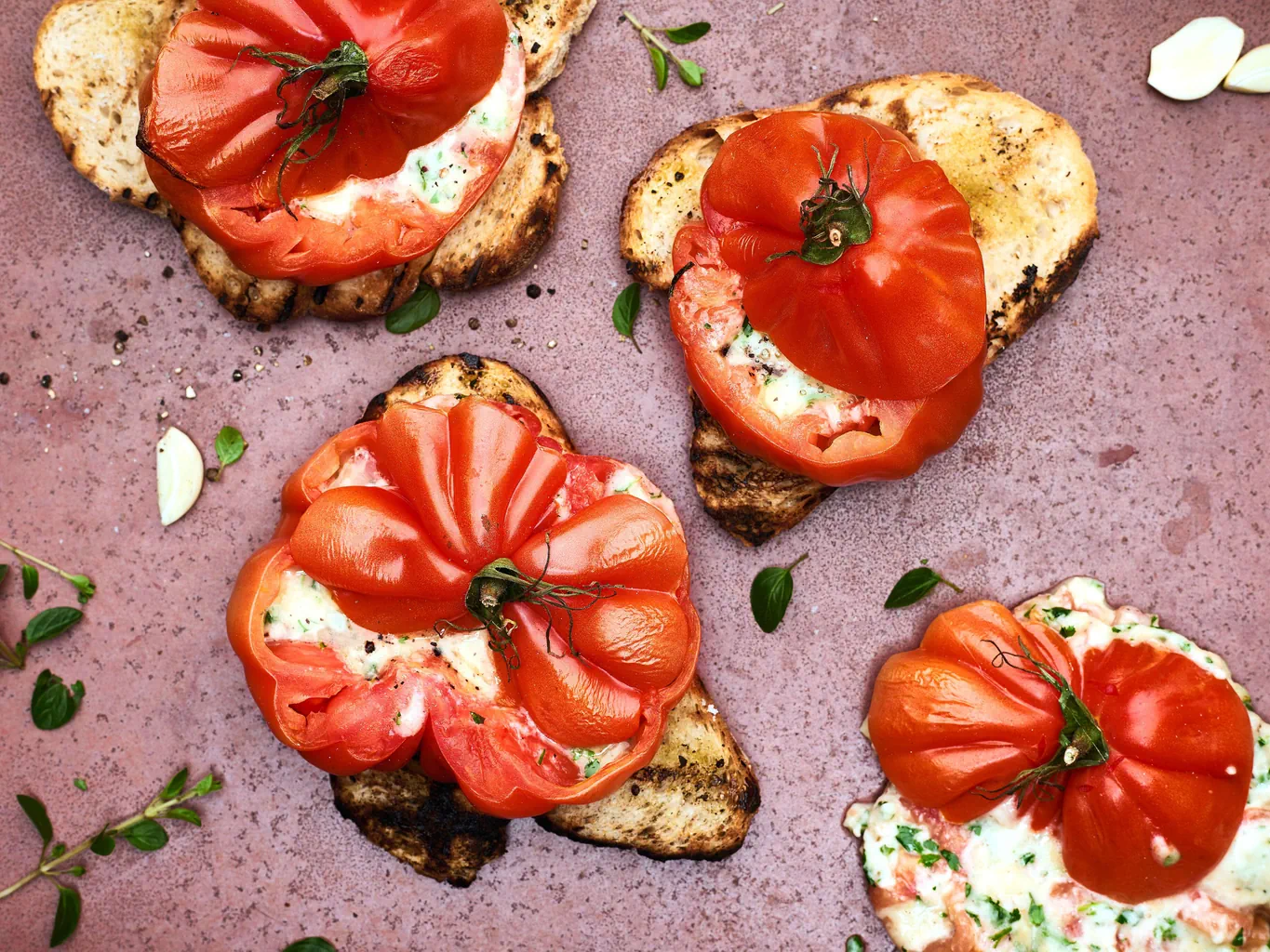 Pomodori cuore di bue ripieni di fondue