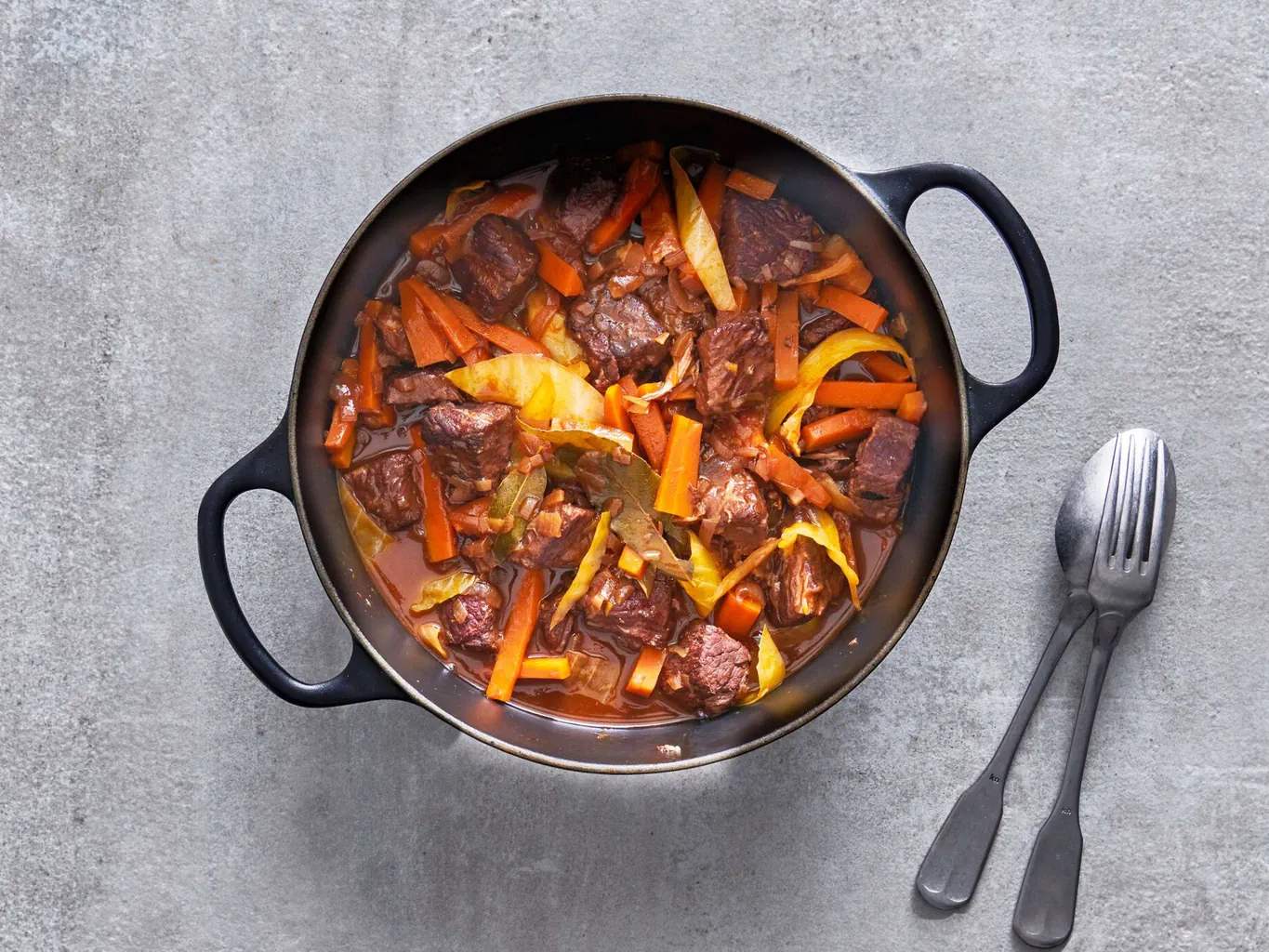Ragoût de bœuf à la sauce au vin rouge