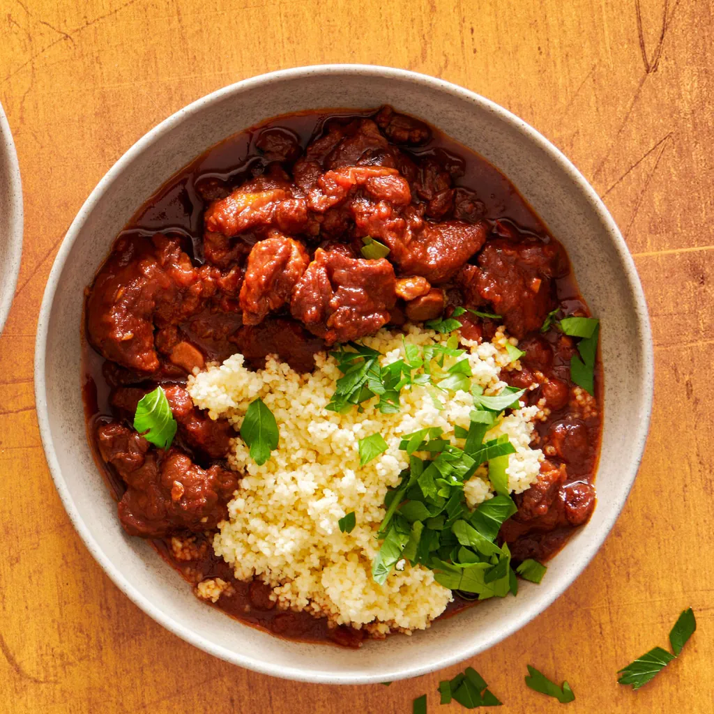 Orientalisches Lammragout mit Rosinen