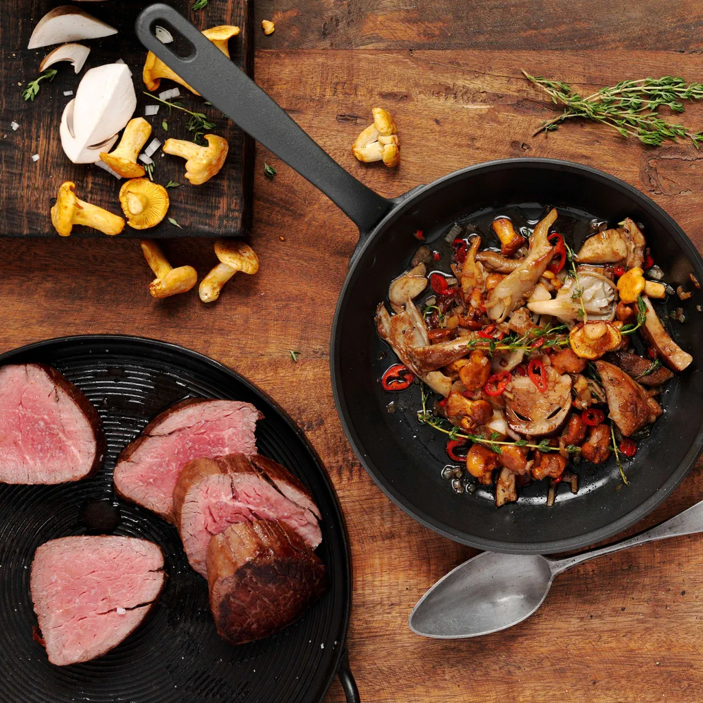 Ragù di funghi con filetto di manzo