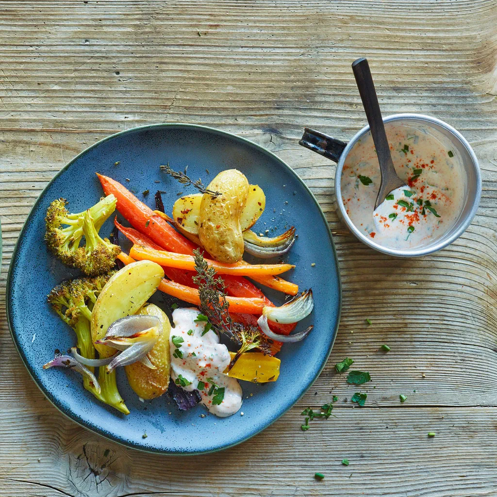 Verdure al forno con quark alle erbe aromatiche
