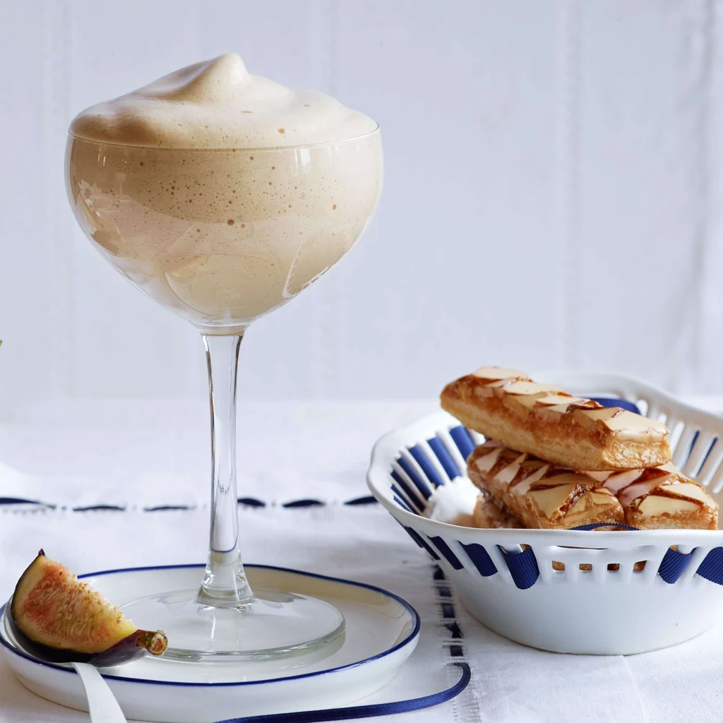 Zabaione rosa con fichi