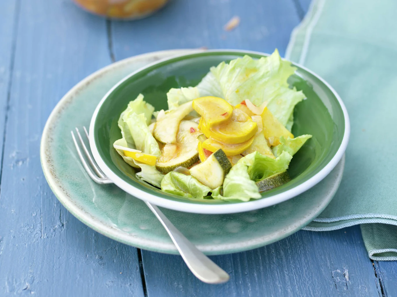 Süss-saurer Zucchetti-Rondini-Salat