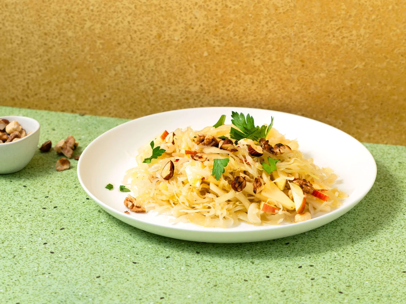 Insalata di crauti alle noci