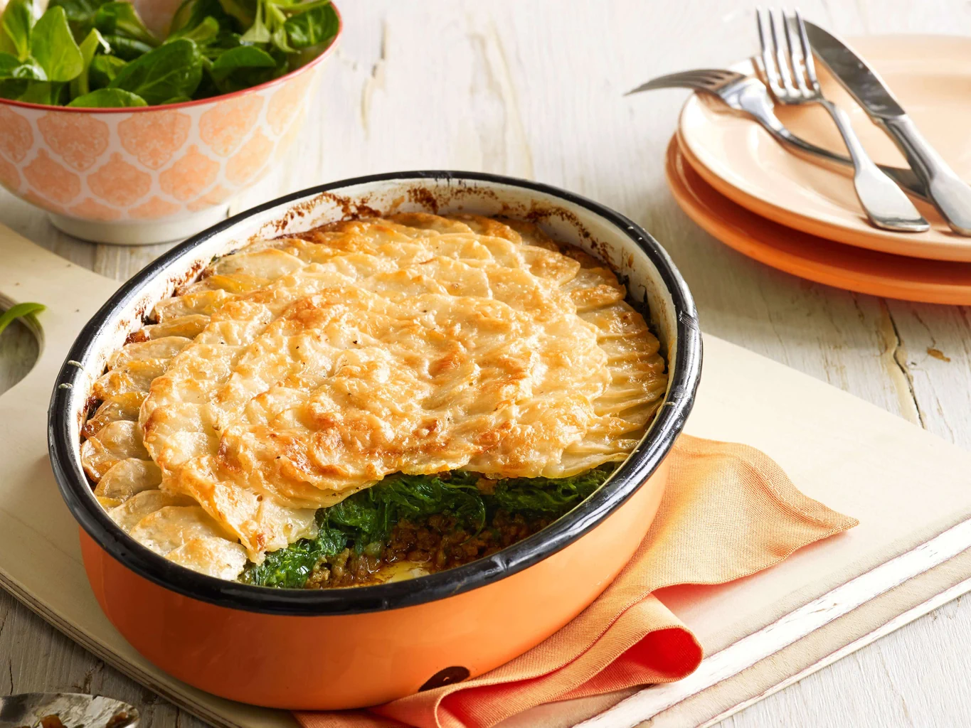 Gratin di carne macinata con spinaci e patate