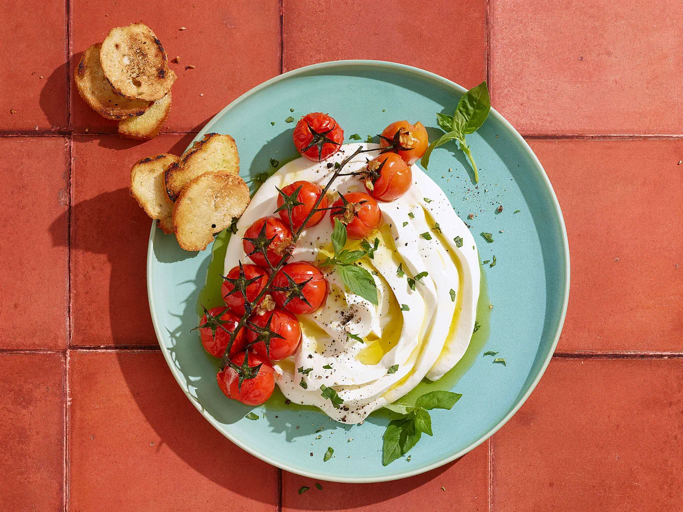 Labneh con pomodori al forno