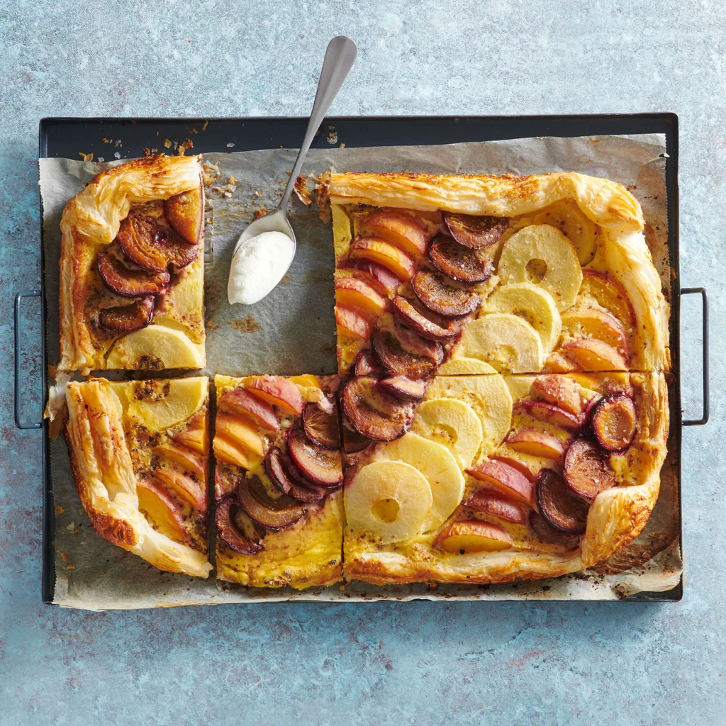 Tarte aux fruits à la crème