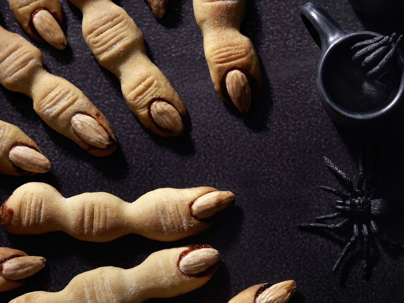 Halloween-Hexenfinger