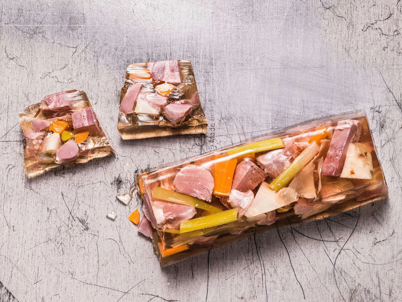 Aspic di geretto di maiale