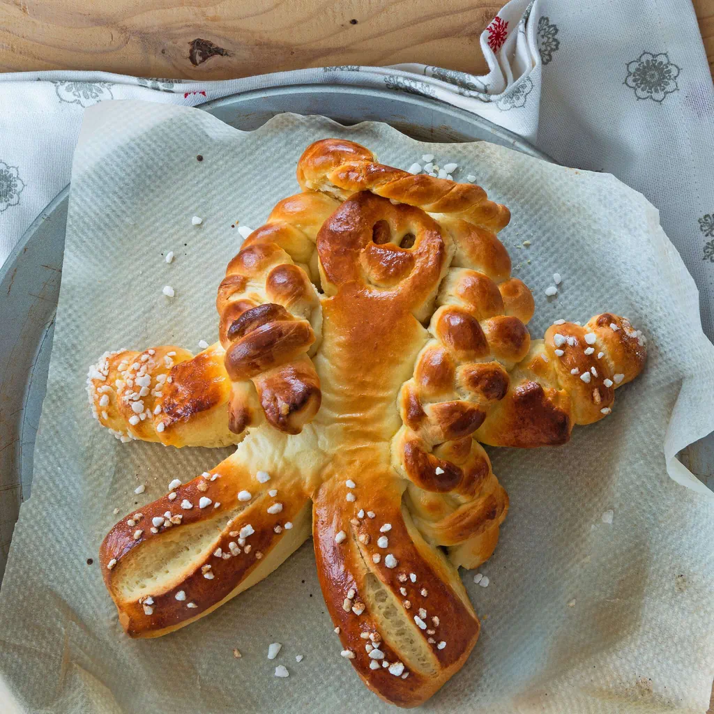 Fillette en pâte sucrée