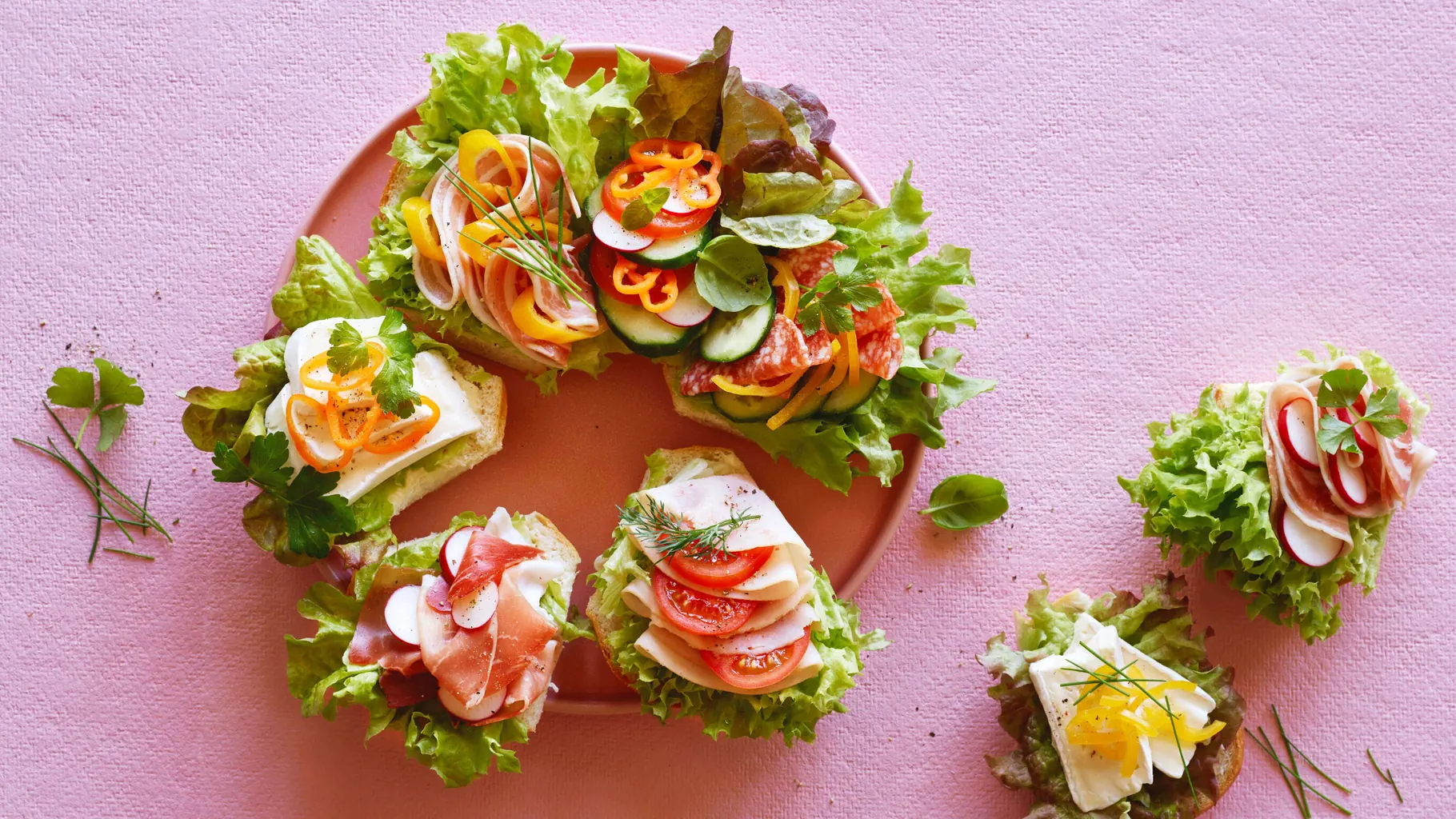 Corona di sandwich aperti