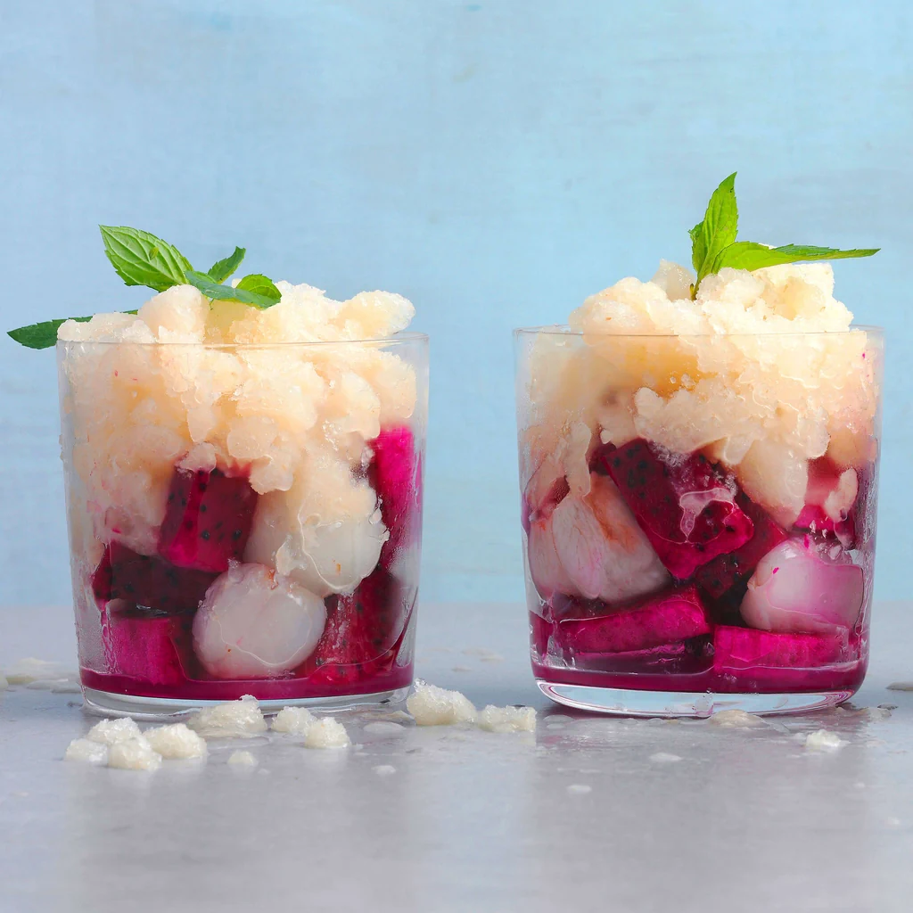 Macedonia con granita di cherimoya