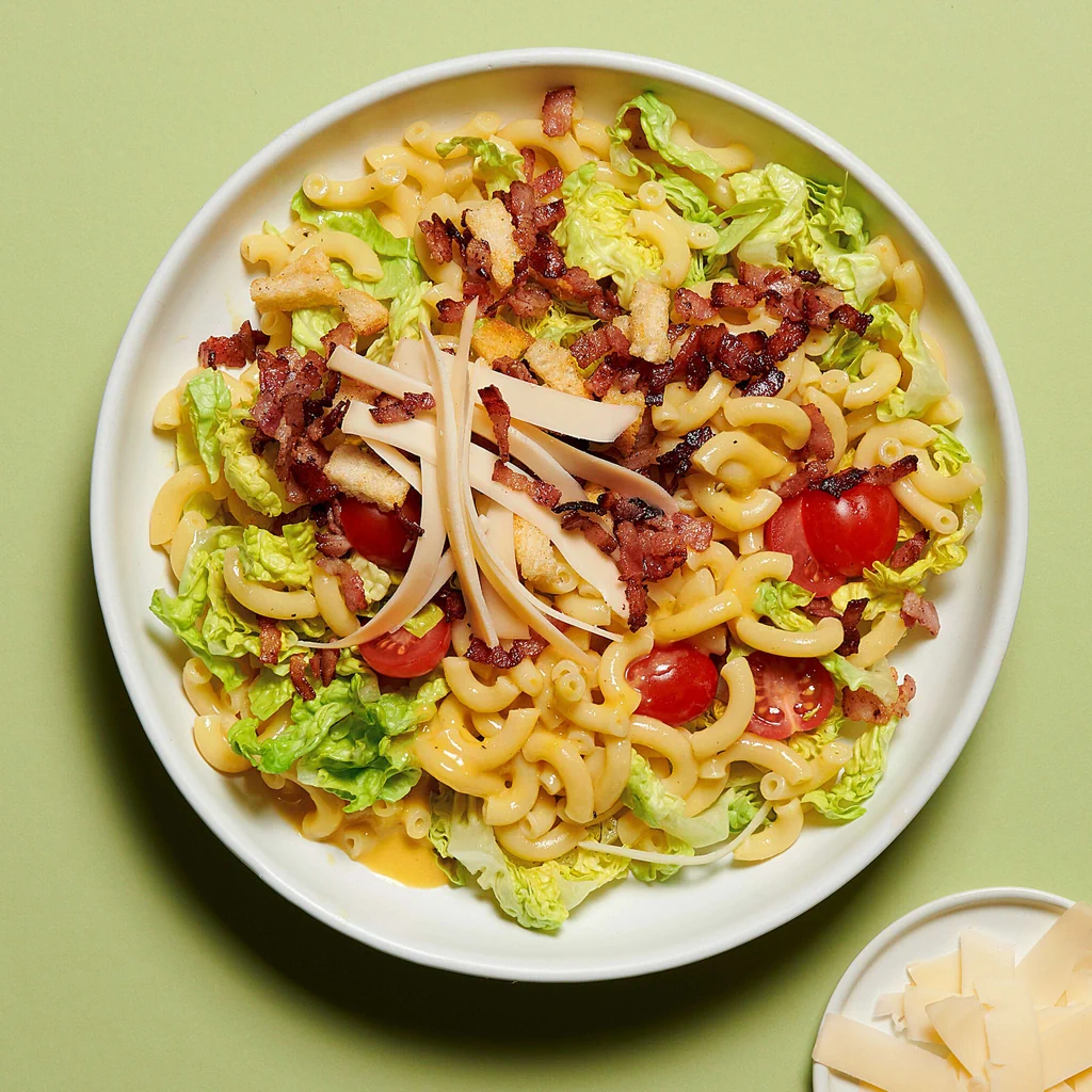 Hörnlisalat mit Speck und Käse