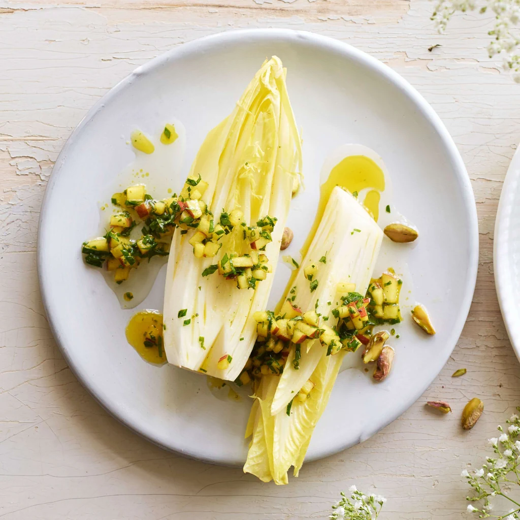 Salade d’endives avec vinaigrette pomme-safran