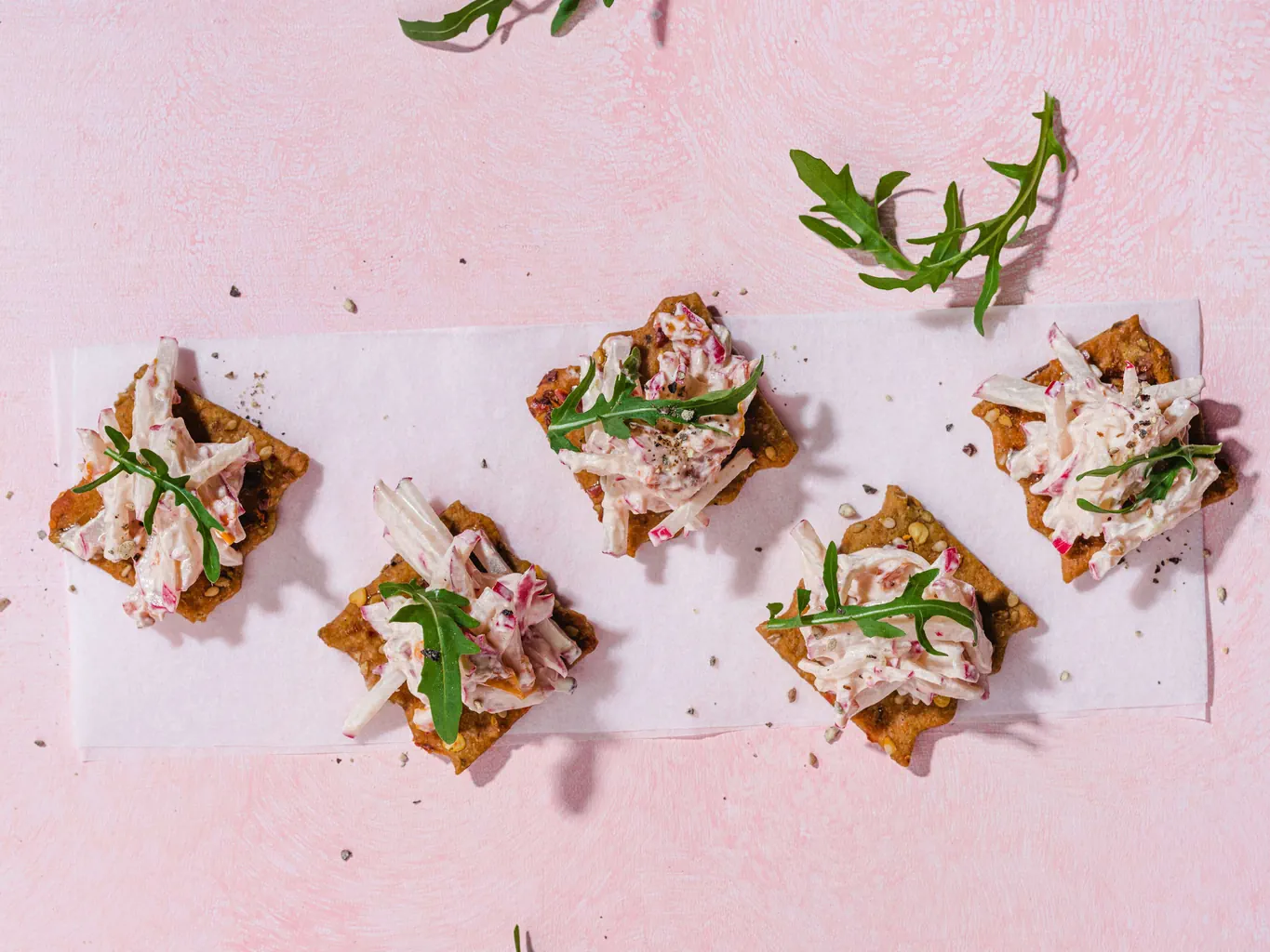 Tartinade au fromage frais et aux radis roses