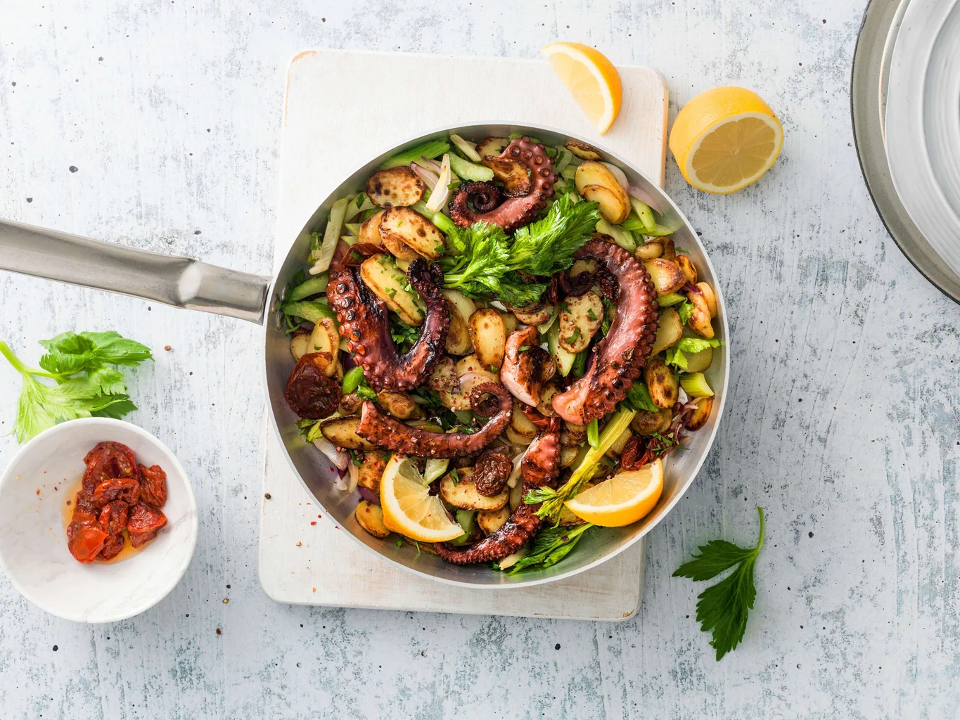 Pulpo mit Bratkartoffeln