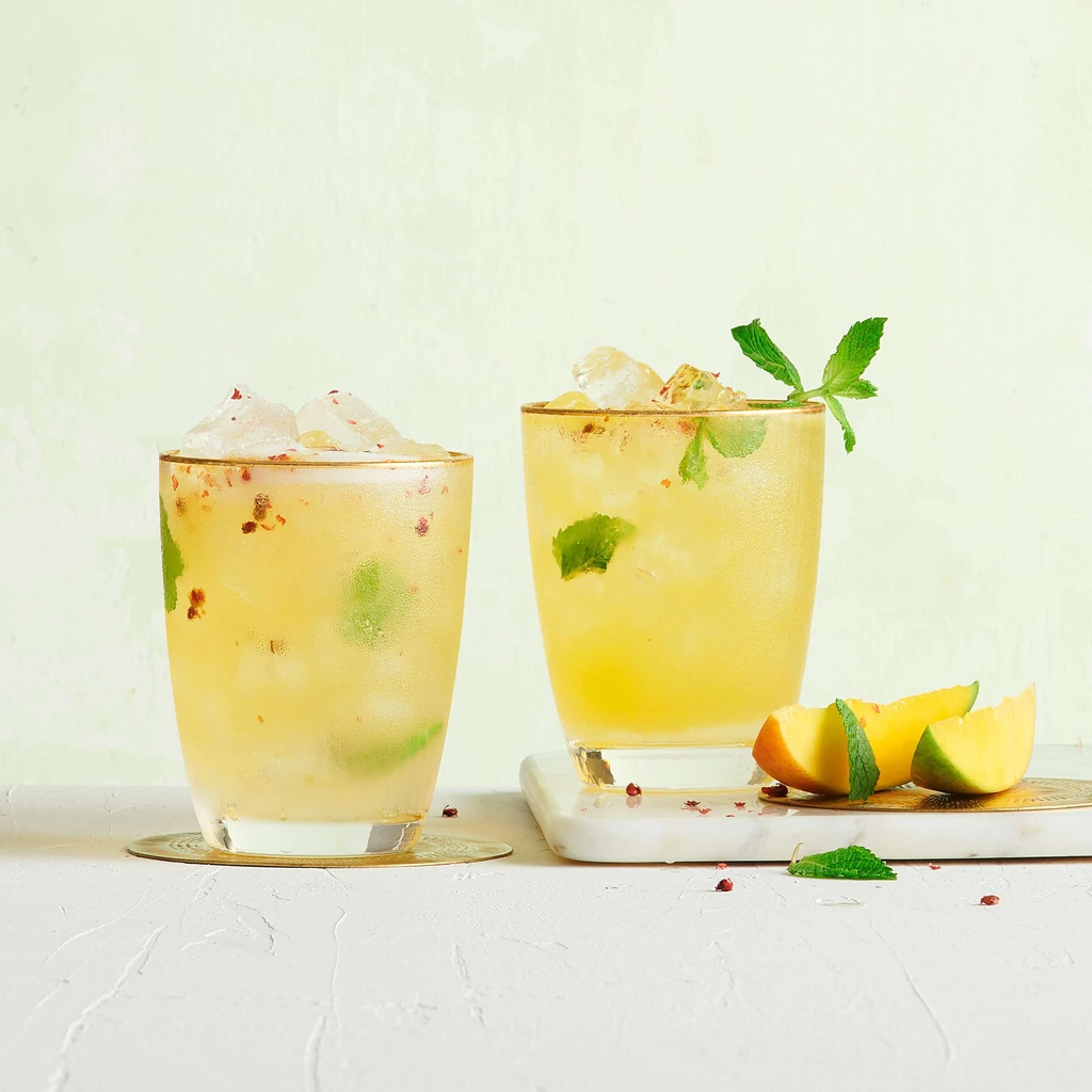 Virgin Gin con mango e acqua tonica