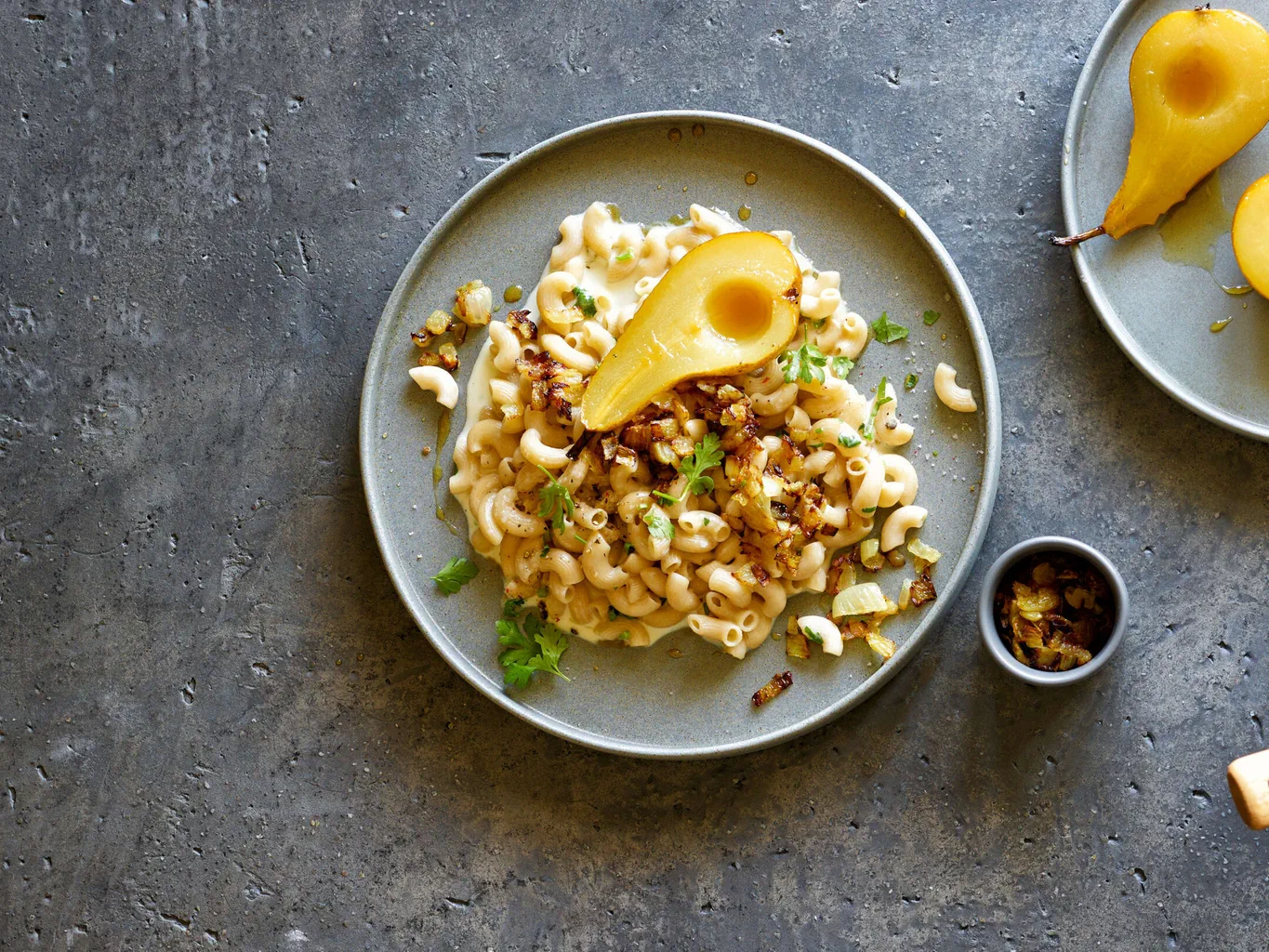 Pasta dell’alpigiano con mezze pere