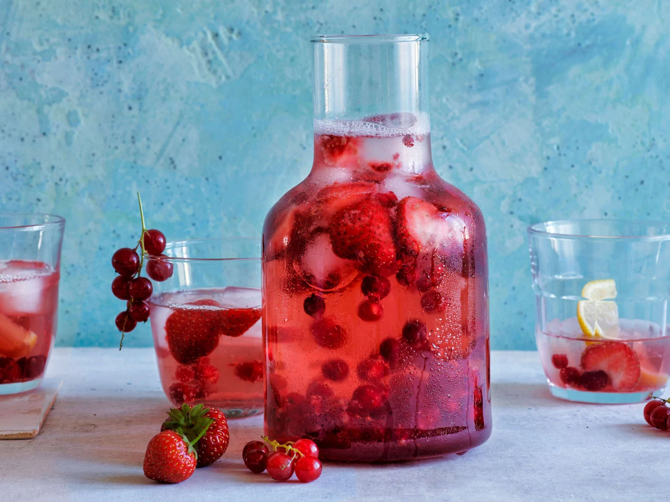 Punch aux fruits rouges