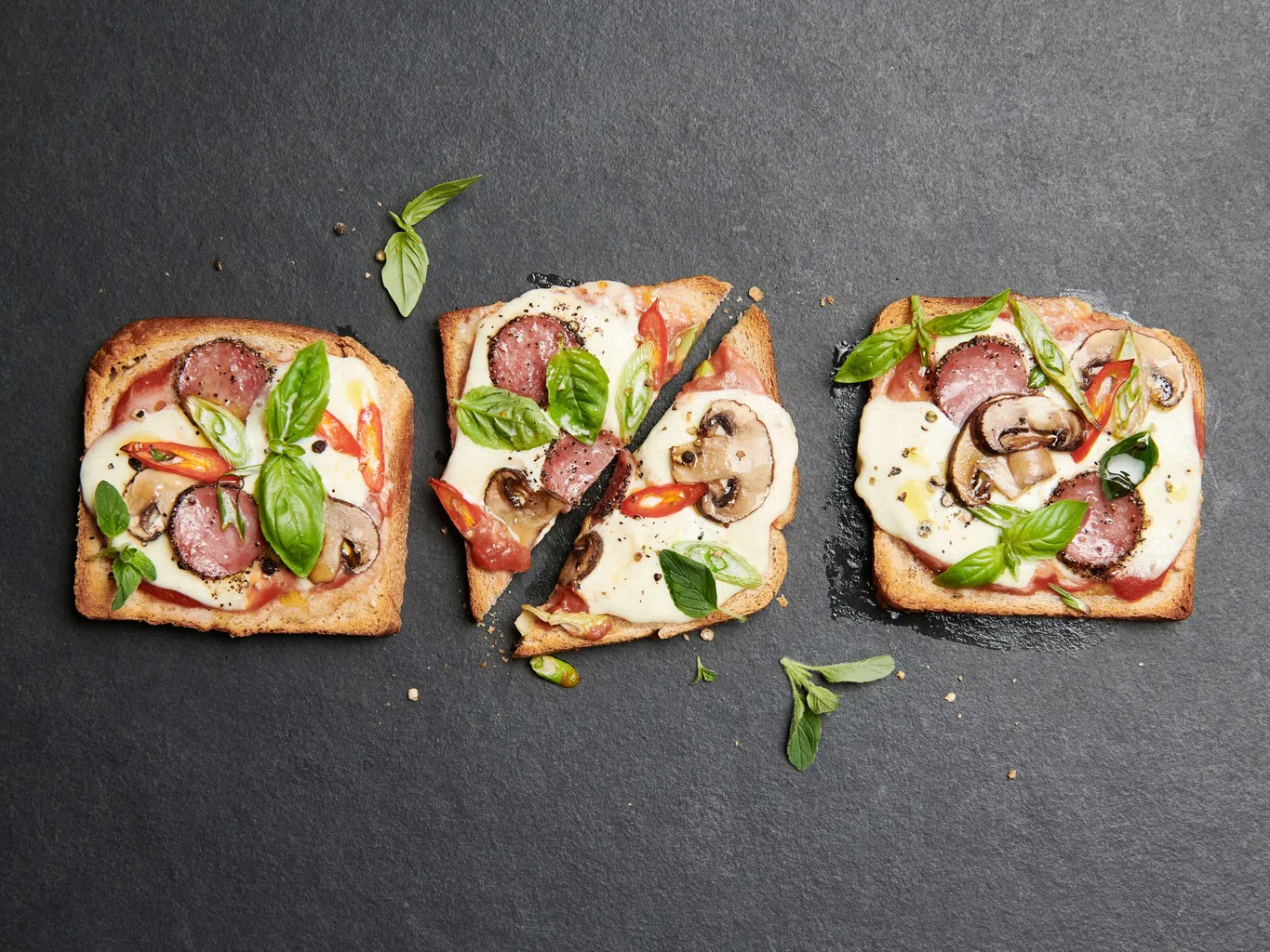 Toast pizza