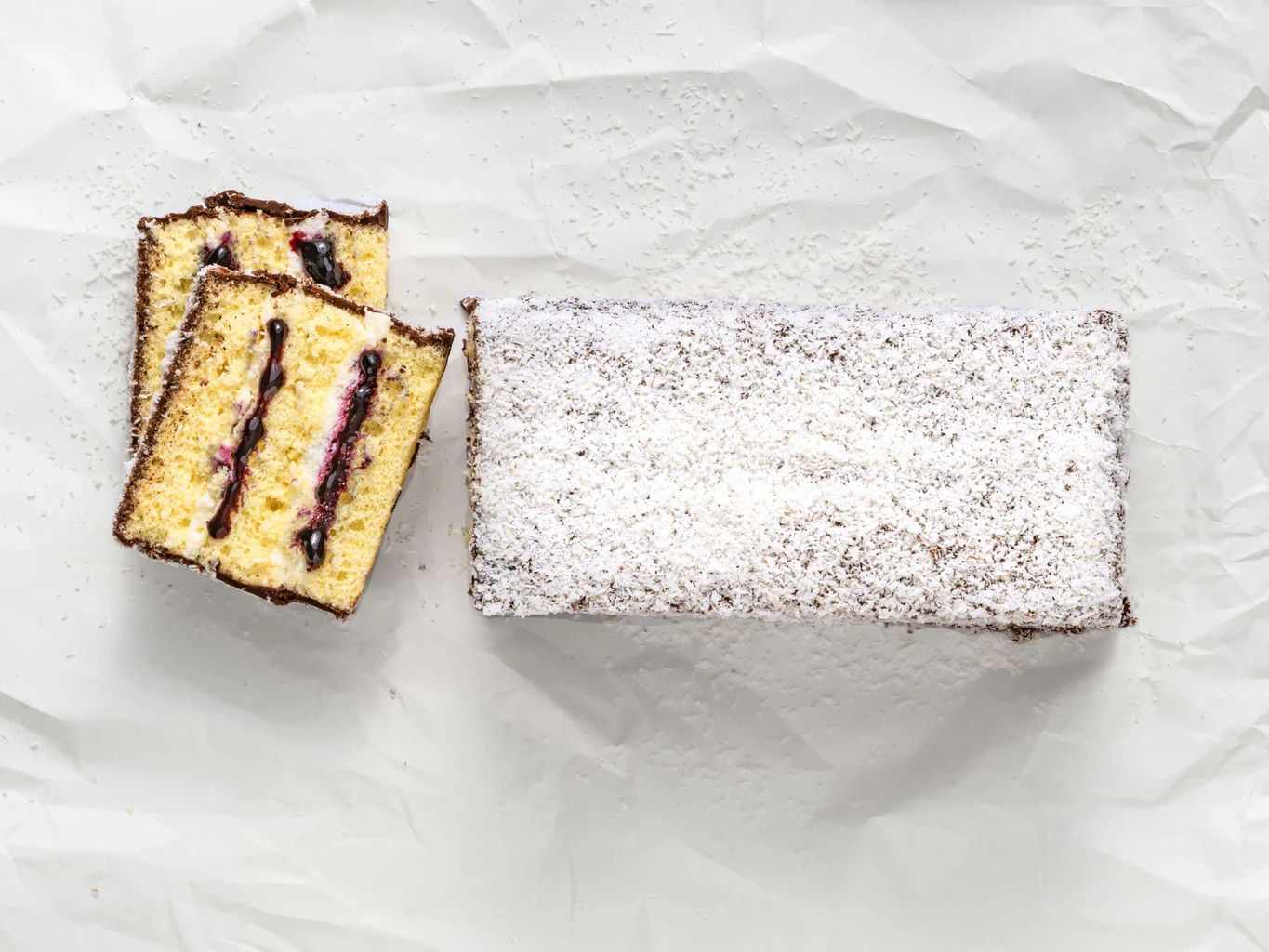 Lamington cake