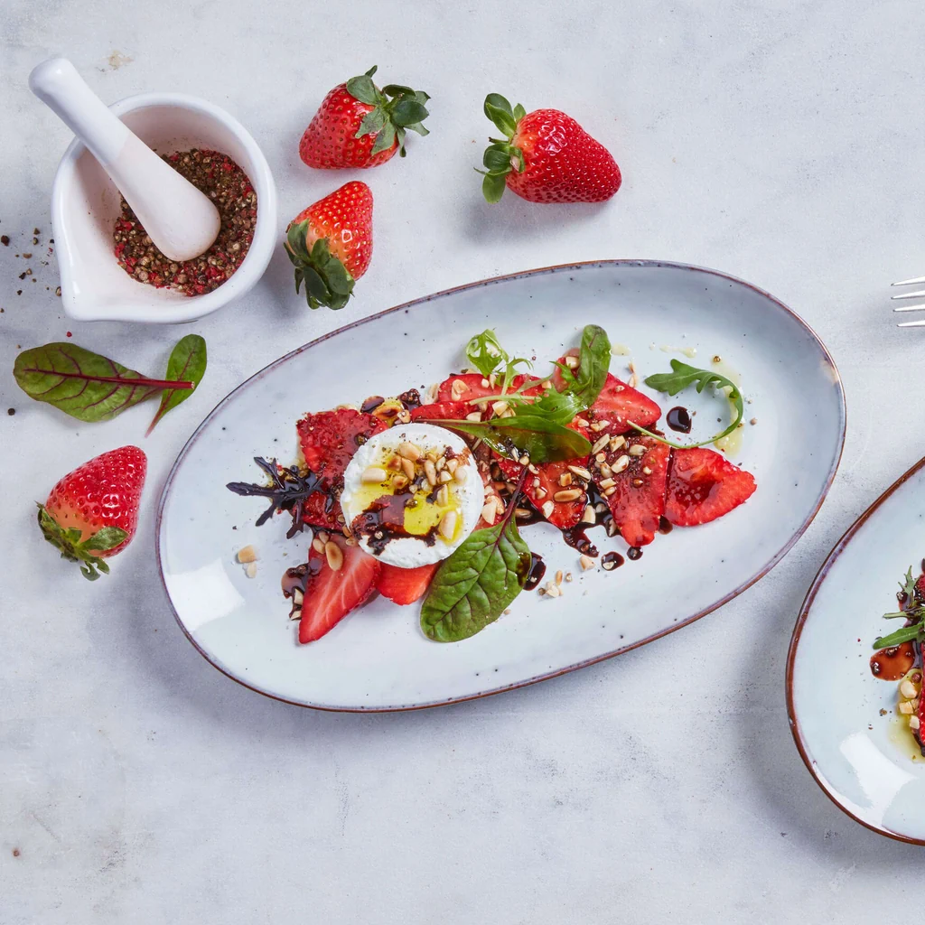 Carpaccio de fraises au vinaigre balsamique