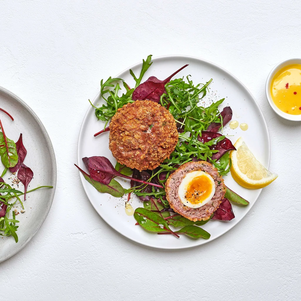 Scotch eggs avec mayonnaise au piment