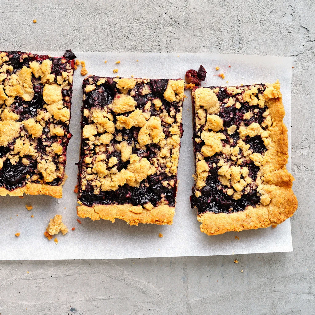  Torta di ciliegie con crumble