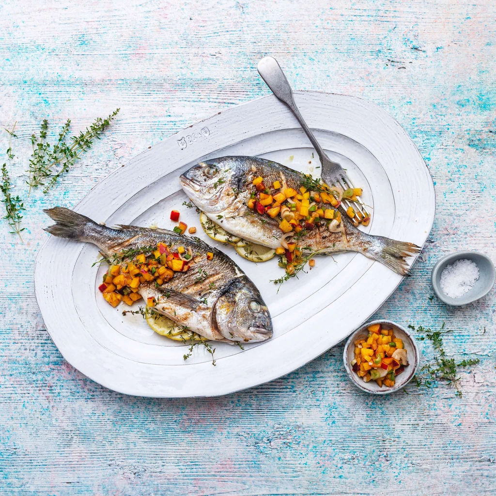 Dorade mit Nektarinen-Salsa