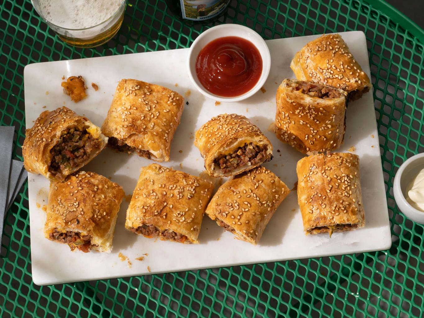 Cheeseburger Rolls