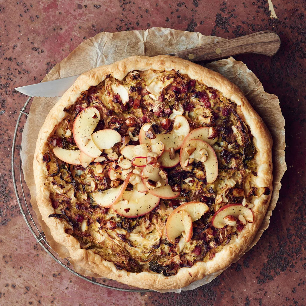 Tarte au chou et aux lardons