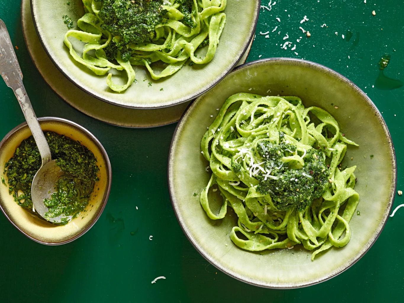 Nouilles au persil avec pesto de kale