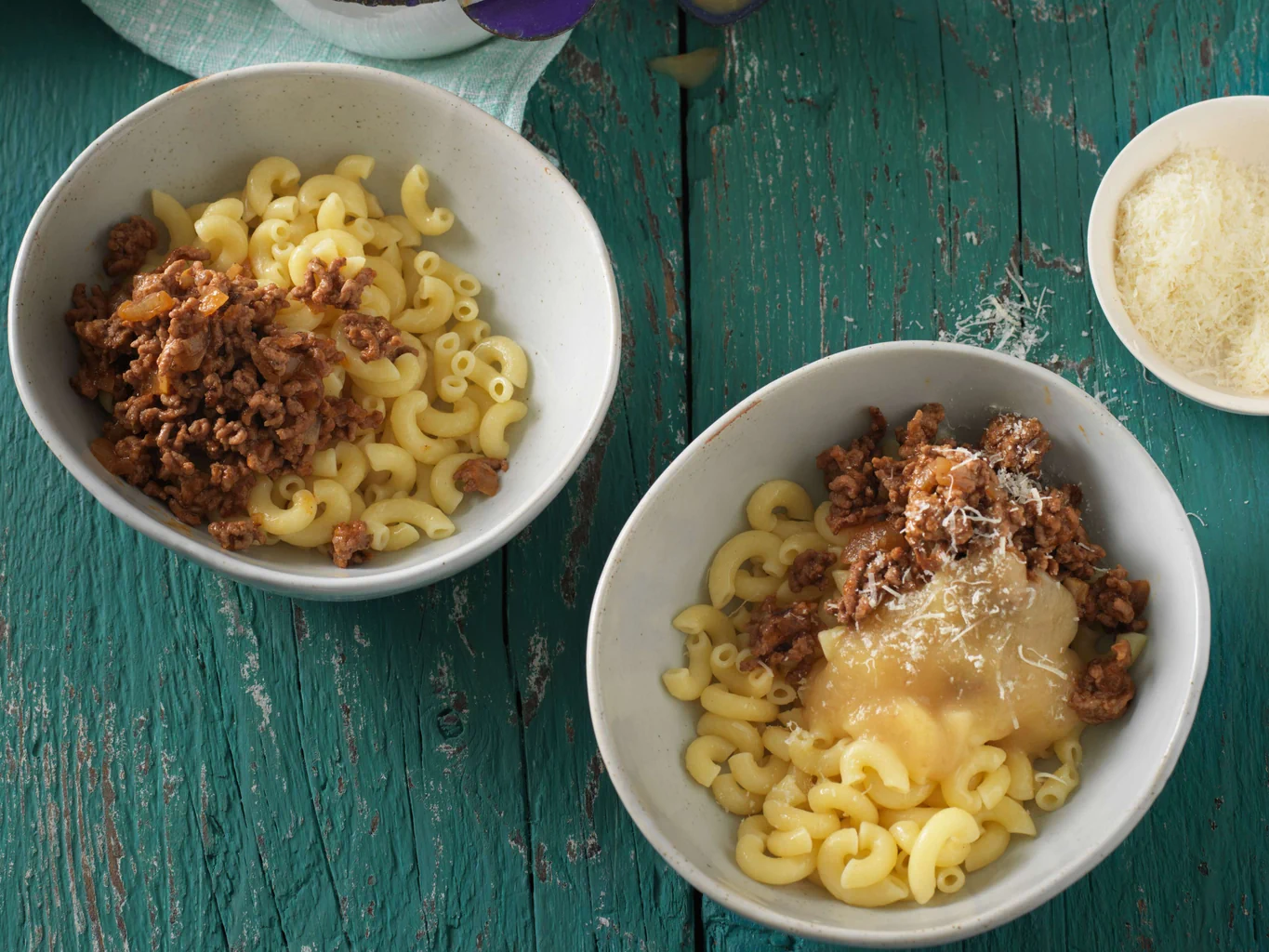 Cornetti al ragù con purea di mele