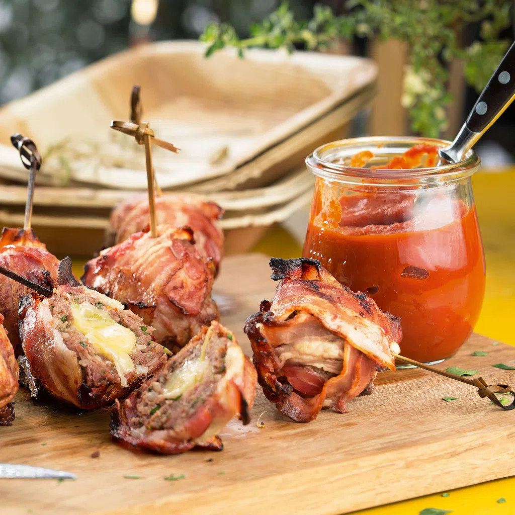 Mini-Bacon-Bombs mit Ketchup