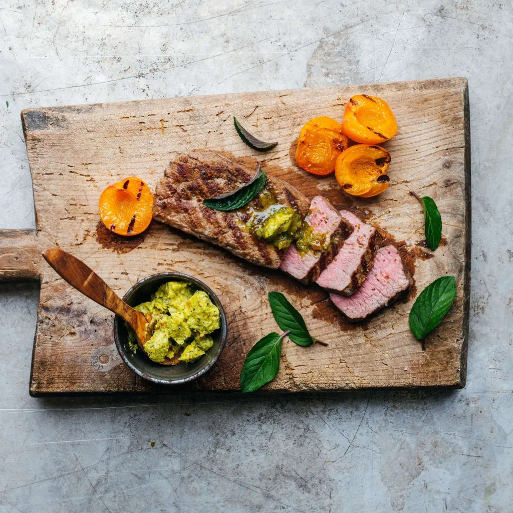 Lammnierstück mit Aprikosenbutter