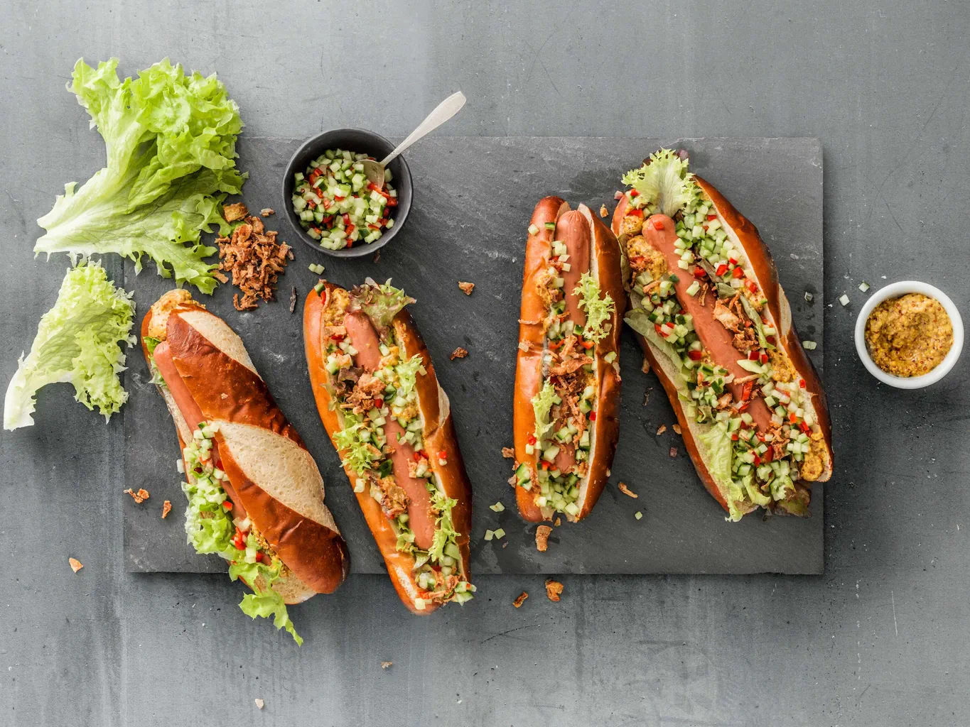 Quorn-Hotdog