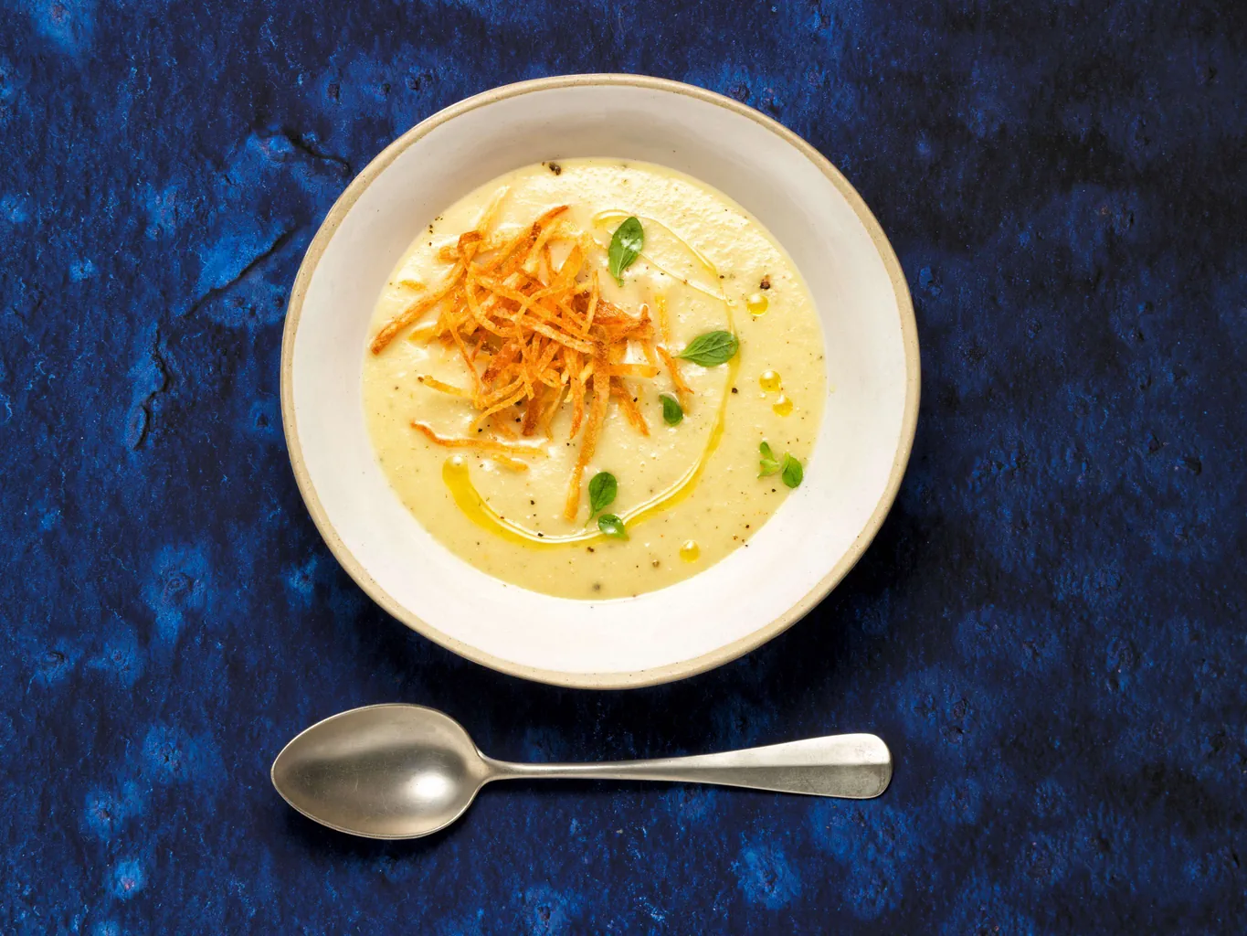 Crema di patate con patate a fiammifero