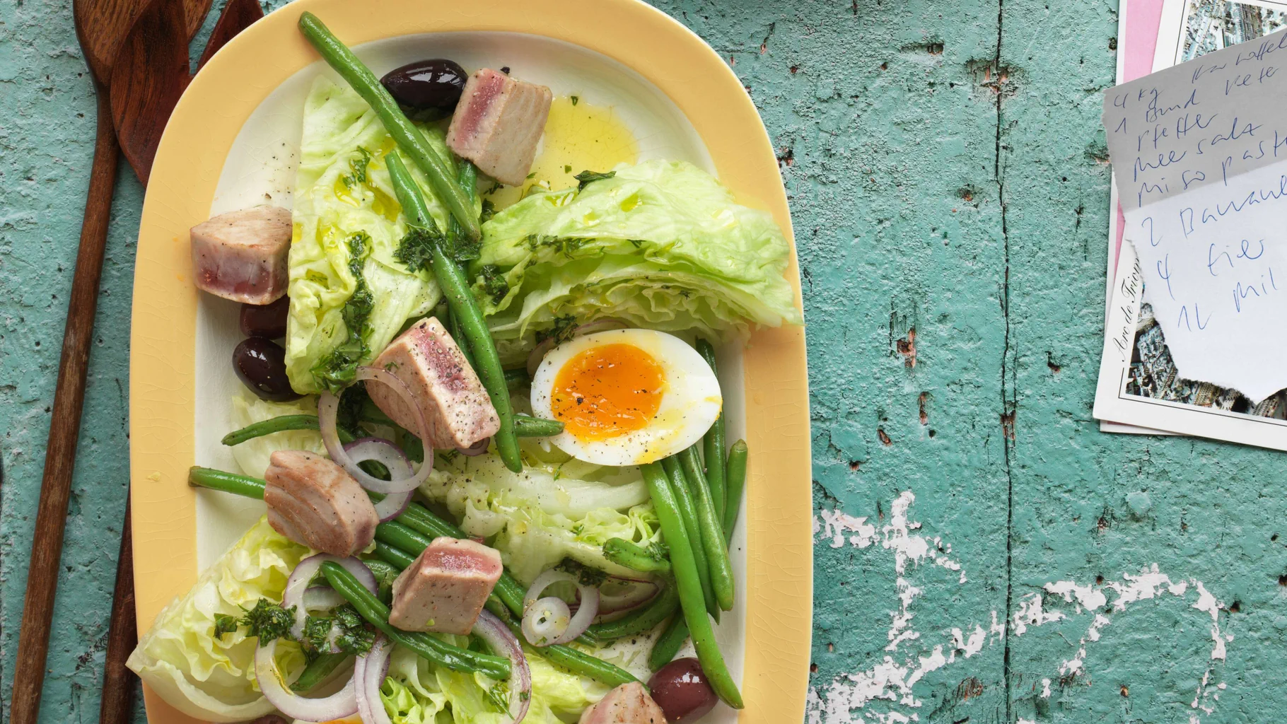 Laitue iceberg et thon à la niçoise