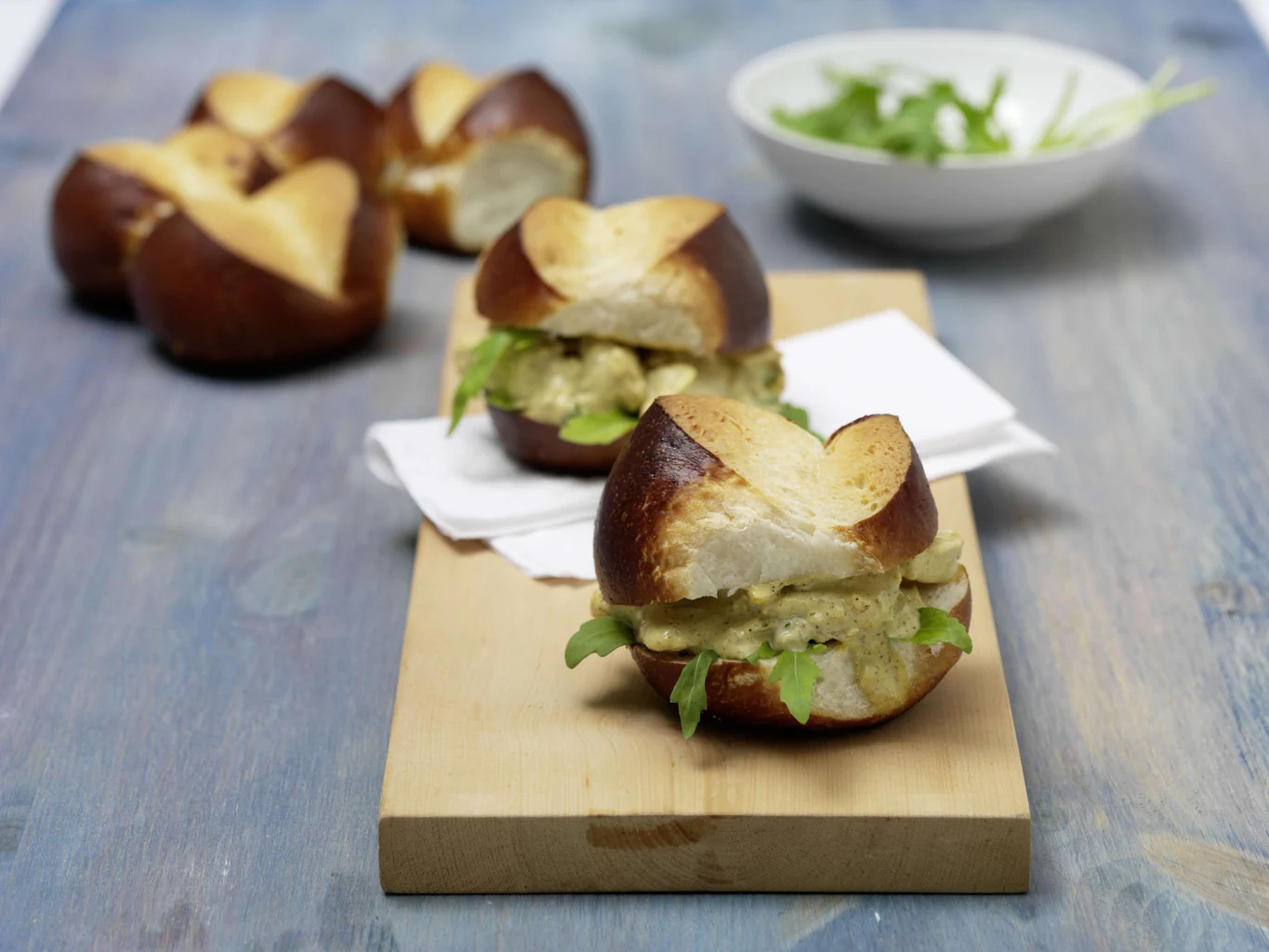 Silser Brötli mit Pouletfüllung
