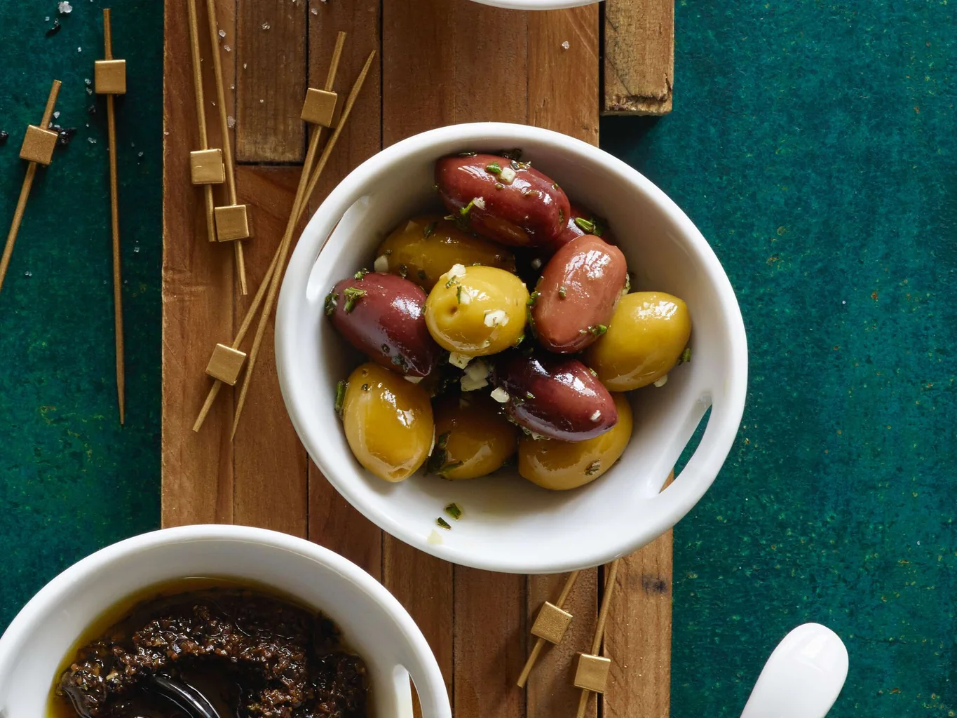 Olives aux fines herbes