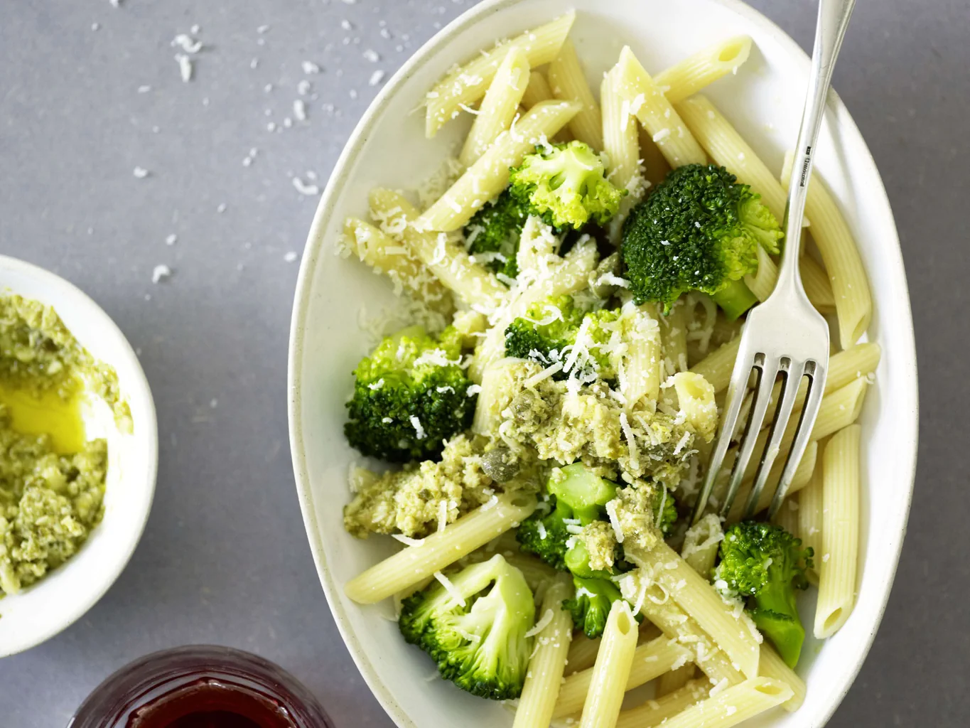 Penne mit Broccoli-Pesto