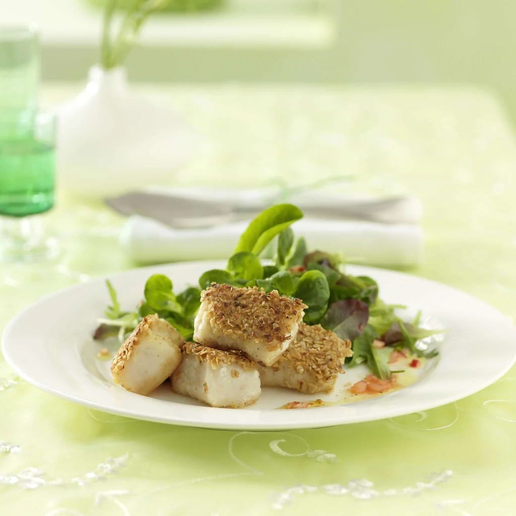 Seelachsfilets mit Blattsalat